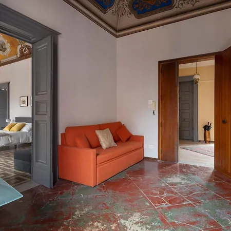 Con Tetti Affrescati A Centro Apartment