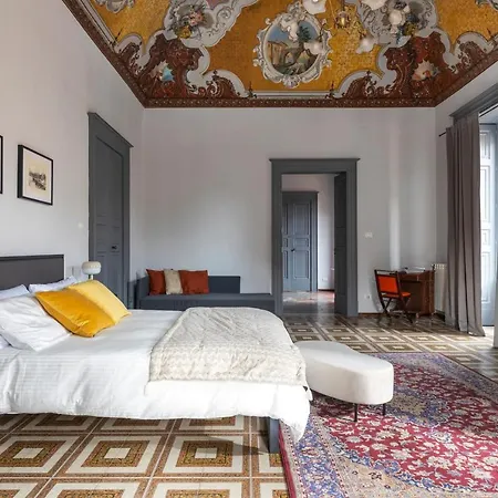 Con Tetti Affrescati A Centro Apartment