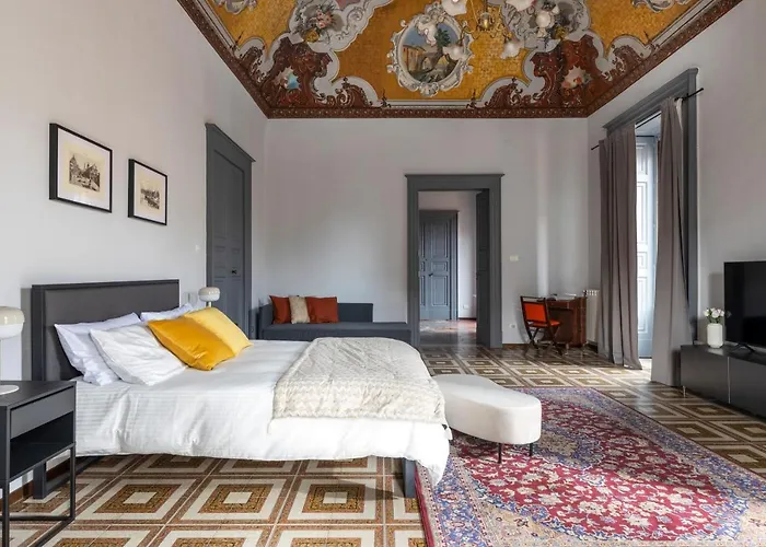 Con Tetti Affrescati A Centro Apartment